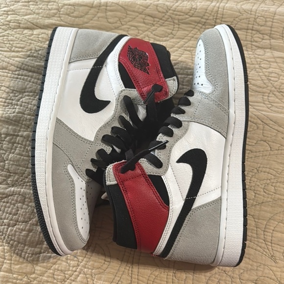 Jordan Other - Air Jordan Nike 1 Retro High OG Smoke Gray Sneakers